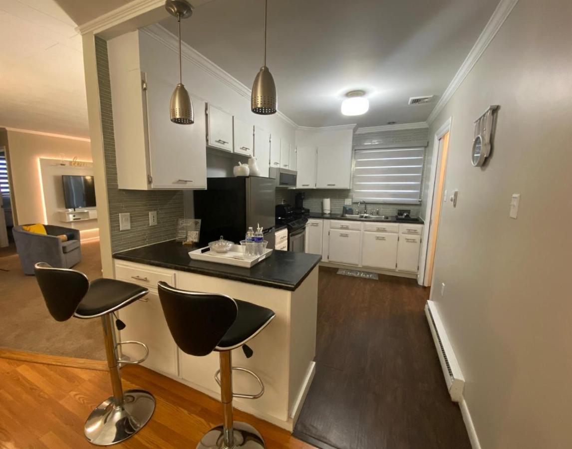 A Modern Apt Close To Downtown Λάνκαστερ Εξωτερικό φωτογραφία